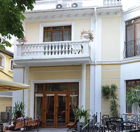 Odesskij Dvorik Hotel And Restaurant 4* Одеса