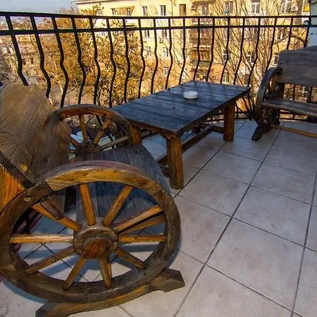 Hotel Odesskij Dvorik 4*