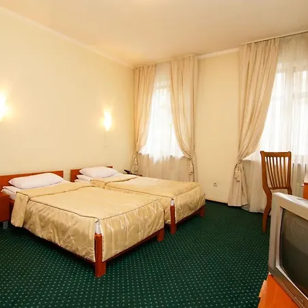 Odesskij Dvorik Hotel And Restaurant 4* Одеса