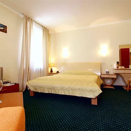 Odesskij Dvorik 4* Odessza