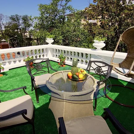 Готель Odesskij Dvorik Hotel And Restaurant 4*
