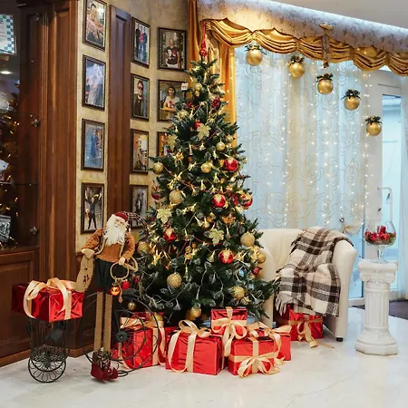 Готель Odesskij Dvorik Hotel And Restaurant 4*