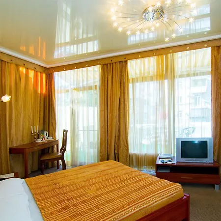 Готель Odesskij Dvorik Hotel And Restaurant Одеса