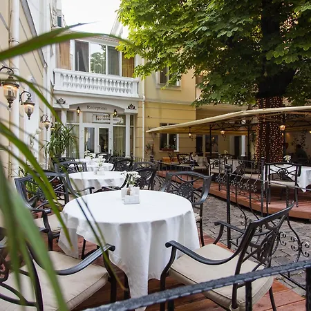 Готель Odesskij Dvorik Hotel And Restaurant