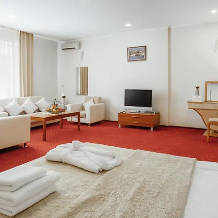 Odesskij Dvorik Hotel And Restaurant Готель