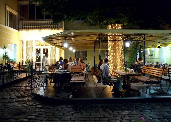 Odesskij Dvorik Hotel 4*