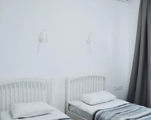 Odesskij Dvorik Готель